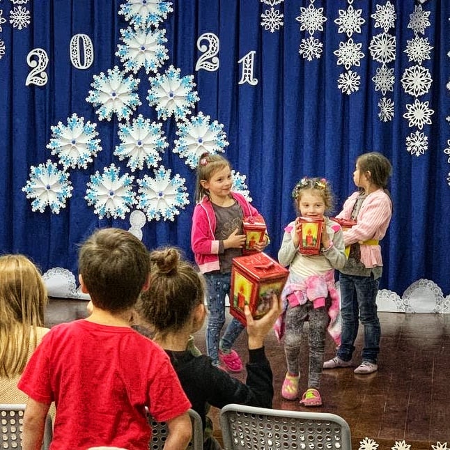 City24 устроила праздник в День святого Николая для детей Центра социально-психологической реабилитации №1 в Киеве